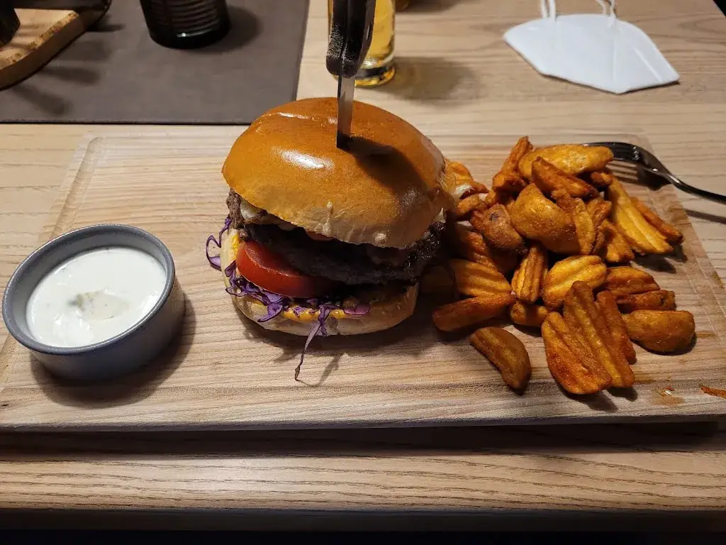 Menu_Swings_Tux_image_7