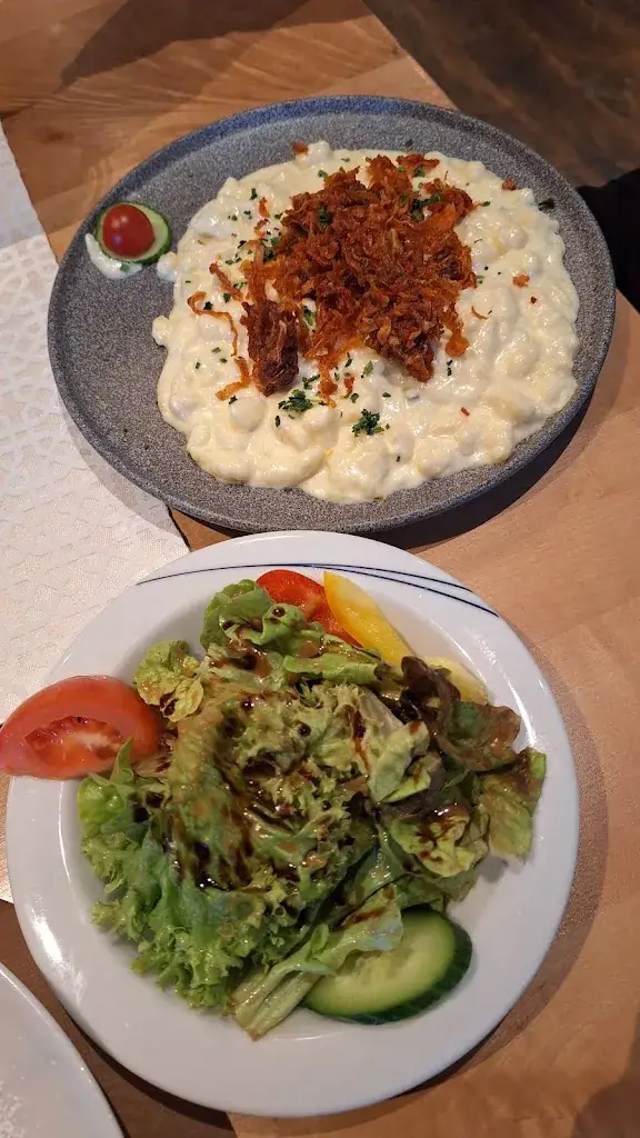 X R_Tuxer Fernerhaus_Tux_review