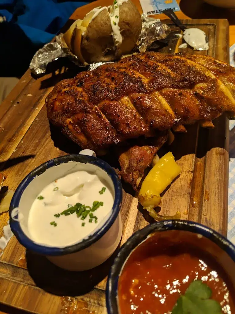 Ella_Kasermandl Tux_Tux_review