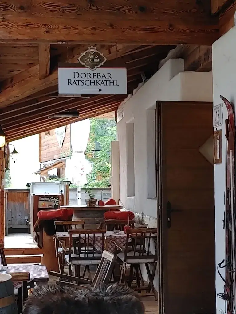 Roland_Dorfbar Ratschkathl_Tux_avis