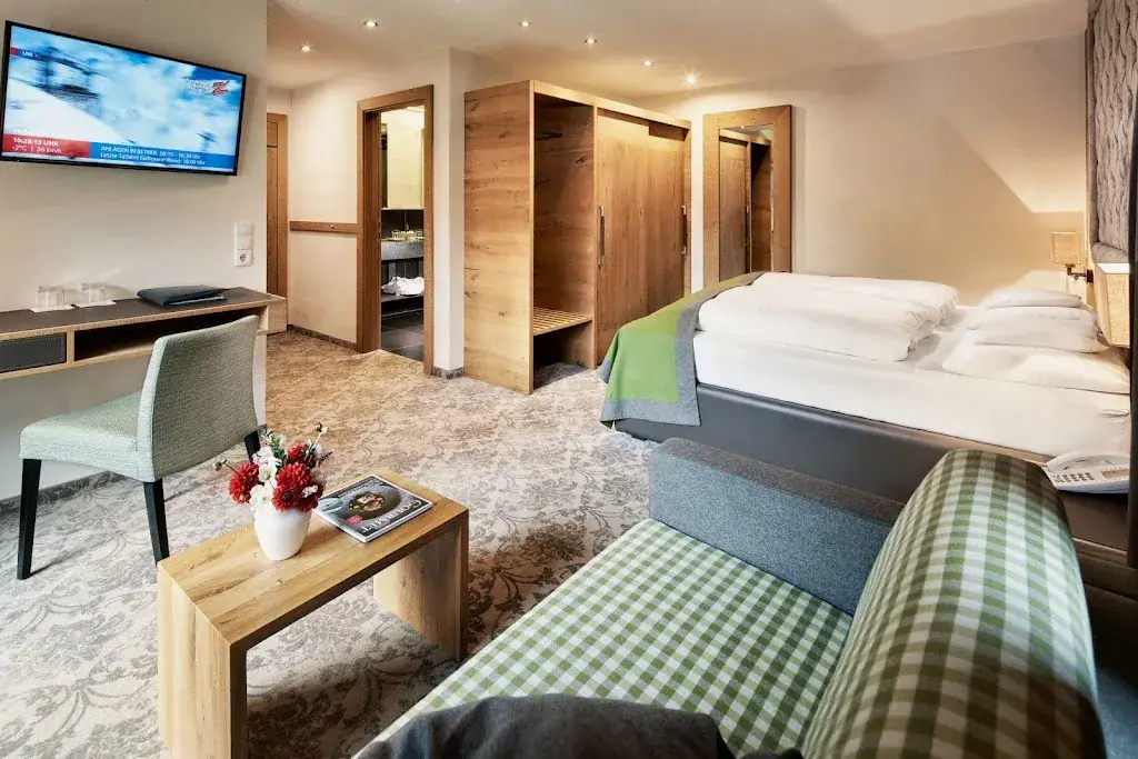 Brugger's Genießerhotel Lanersbacher Hof_Tux_slider_image_2