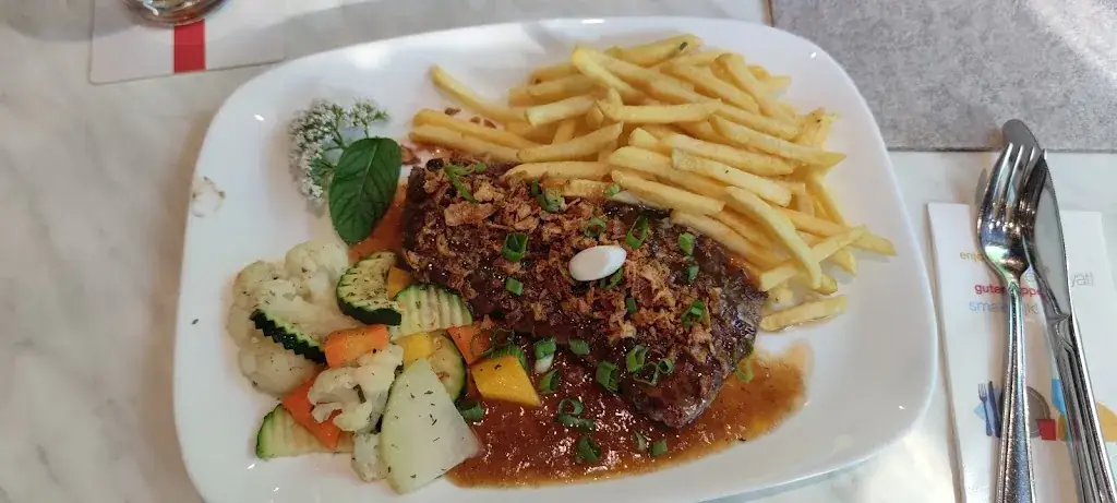 Menu_Tamaras Restaurant Edelbrände & Apartment_Bodensdorf_image_7