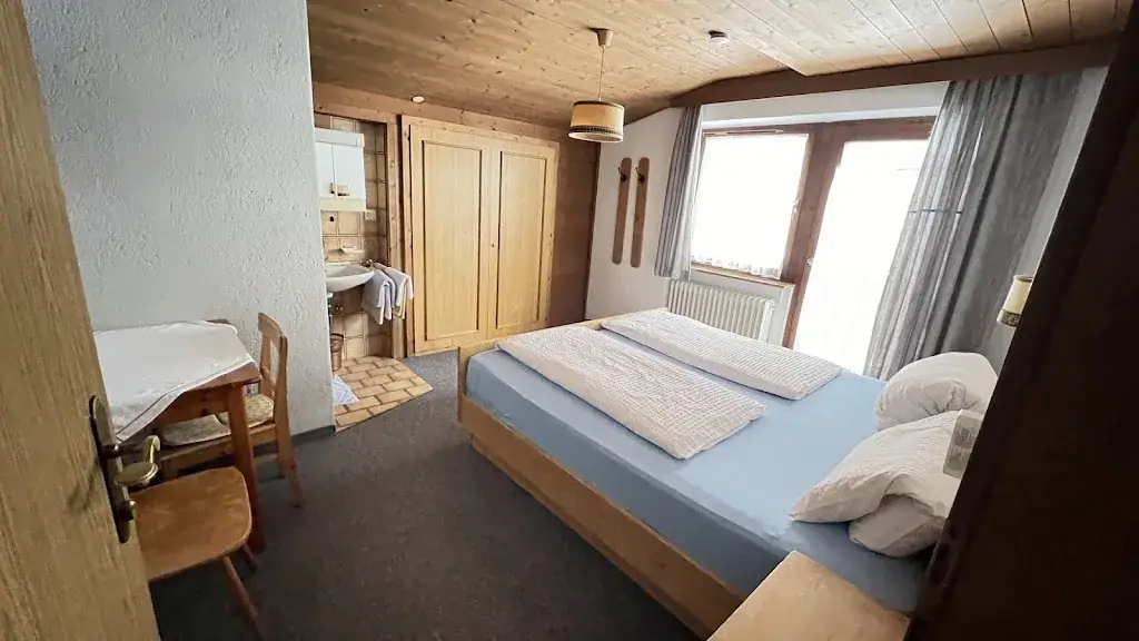 Junser Gasthäus'l_Tux_slider_image_3