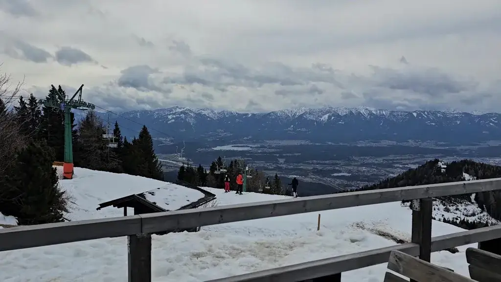 Pöllingerhütte_Bodensdorf_slider_image_2