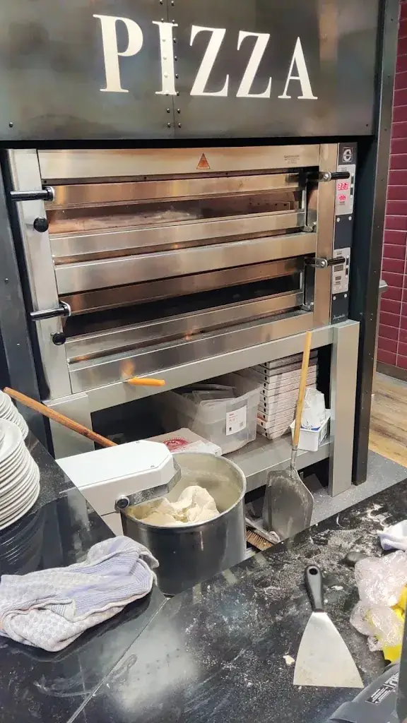 Ausamah Alharbi_VENI'Z Genussküche_Völs_review