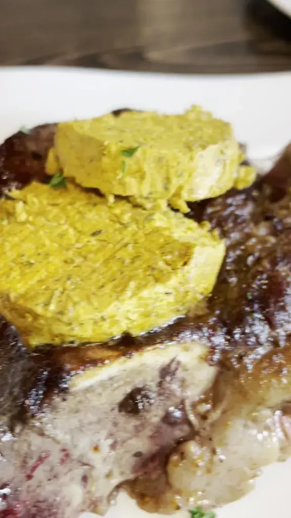 VENI'Z Genussküche_Völs_slider_image_2