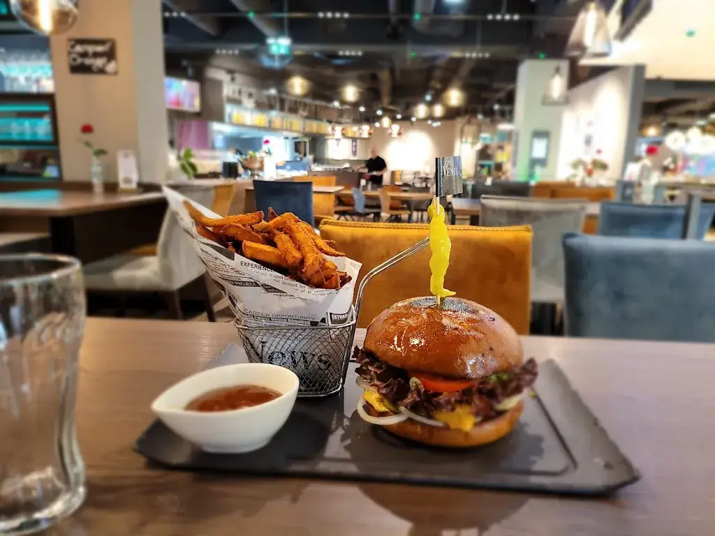 VENI'Z Genussküche_Völs_slider_image_3