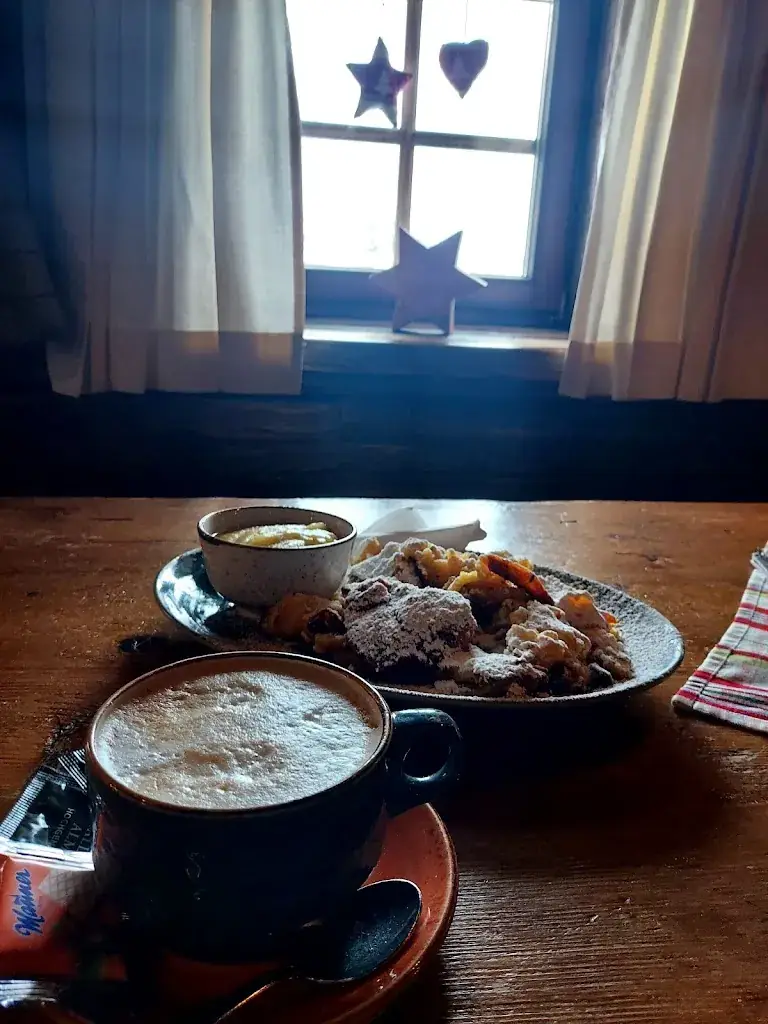 James_Stallenalm_Waidring_avis