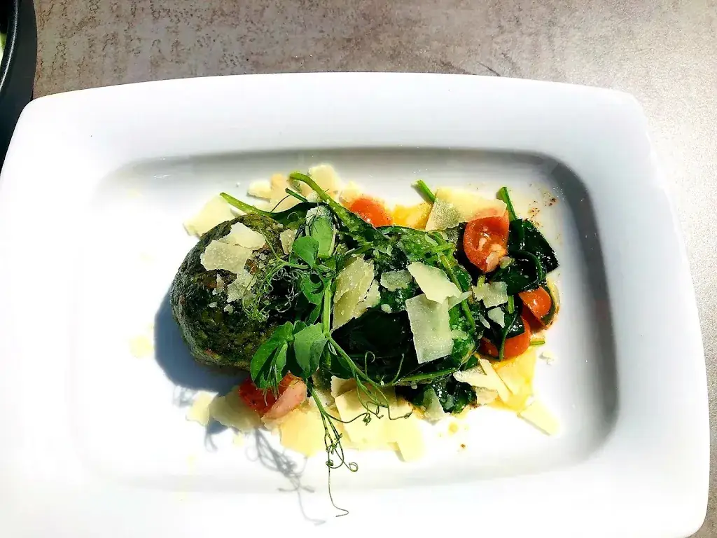 Lex AR_Zahmer Kaiser Restaurant_Walchsee_review