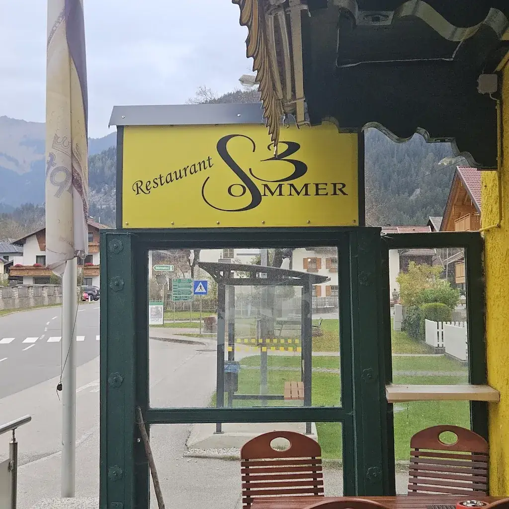 Christakis Psyllides_Restaurant Sommer 3_Weissenbach am Lech_avis