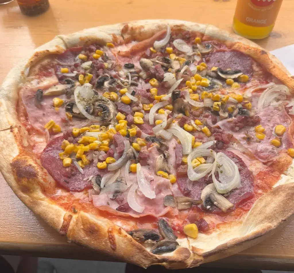 Jacky's Pizzagrill_Wenns_slider_image_2