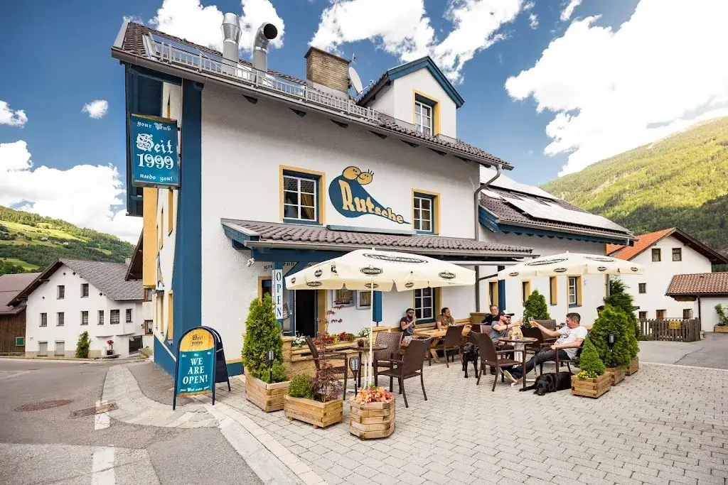 Rutsche Pub - Bar restaurant in Wenns