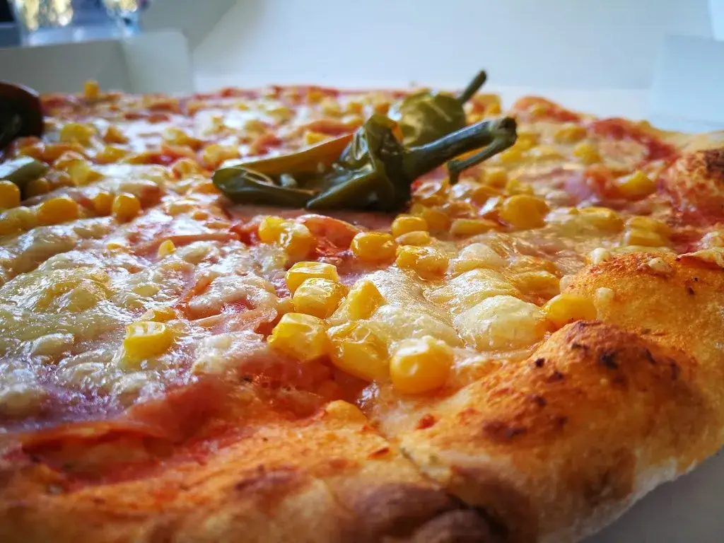 Iva Mirbach_Pizza Go_Drassburg_recensione