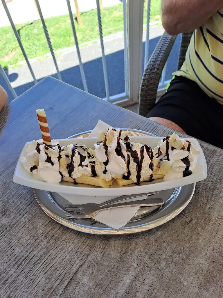 Phuong Nguyen_Café Pizzeria Mamma Mia_Bodensdorf_review