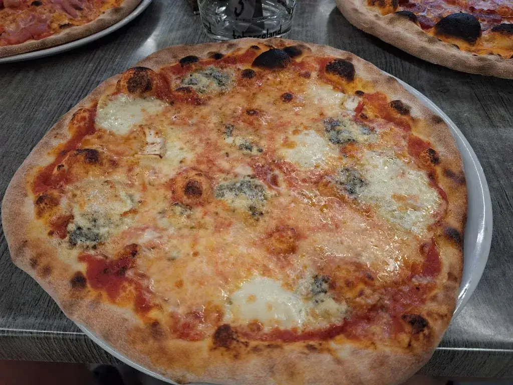 Café Pizzeria Mamma Mia_Bodensdorf_slider_image_3