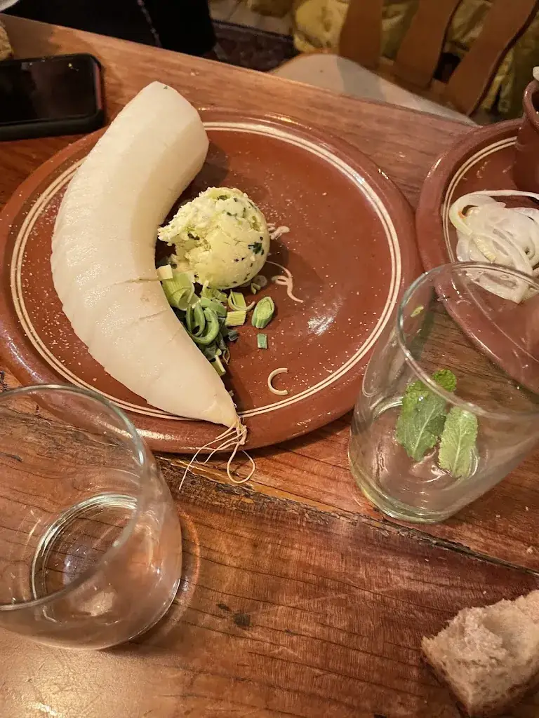 martine van Tilburg_Besenwirtschaft D'Scheuer_Weissach_avis