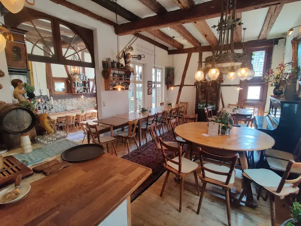 Besenwirtschaft D'Scheuer ristorante a Weissach