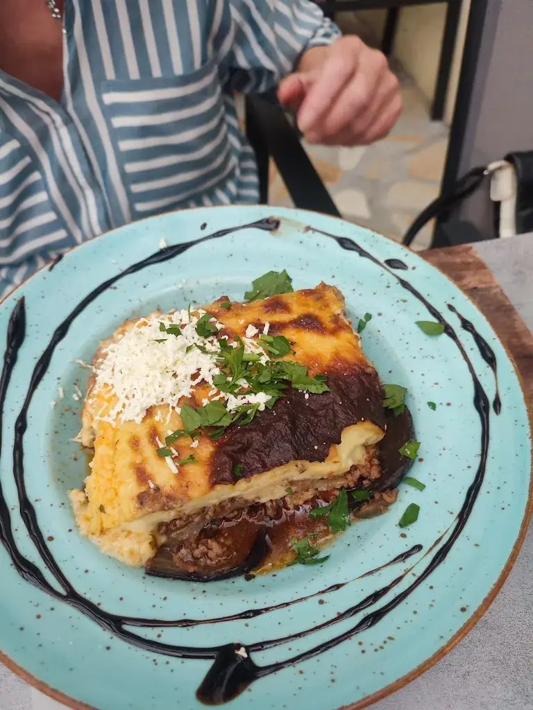 Peter Hammer_Schützenhaus Taverna „GIA TE SEN“_Weissach_review