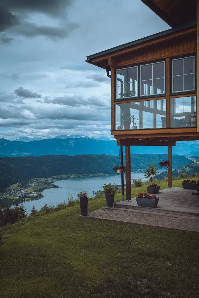 Marco Freithofnigg_Buschenschank Rogatsch_Bodensdorf_avis