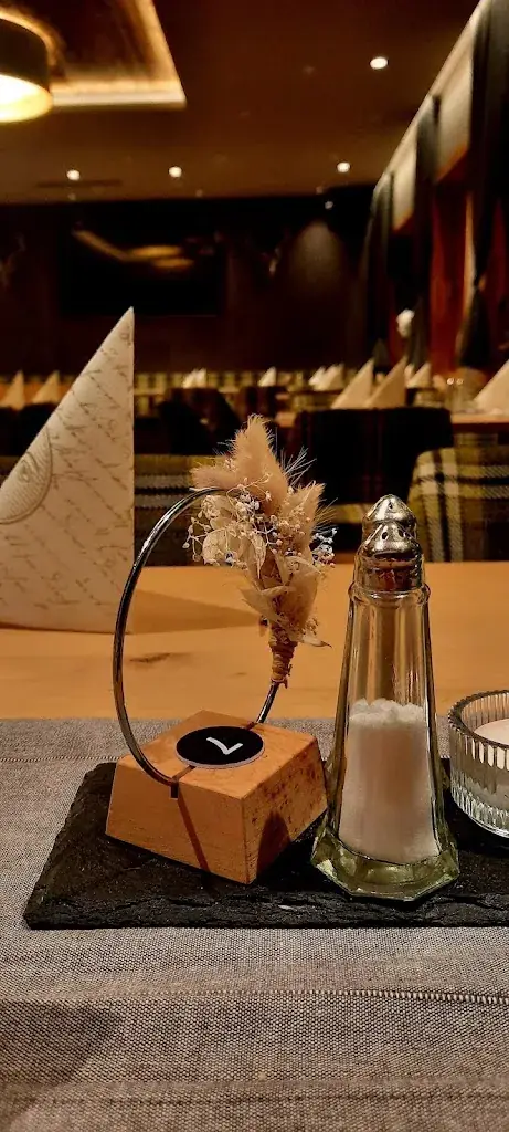 Lex AR_Dorfwirt Wiesing_Wiesing_review