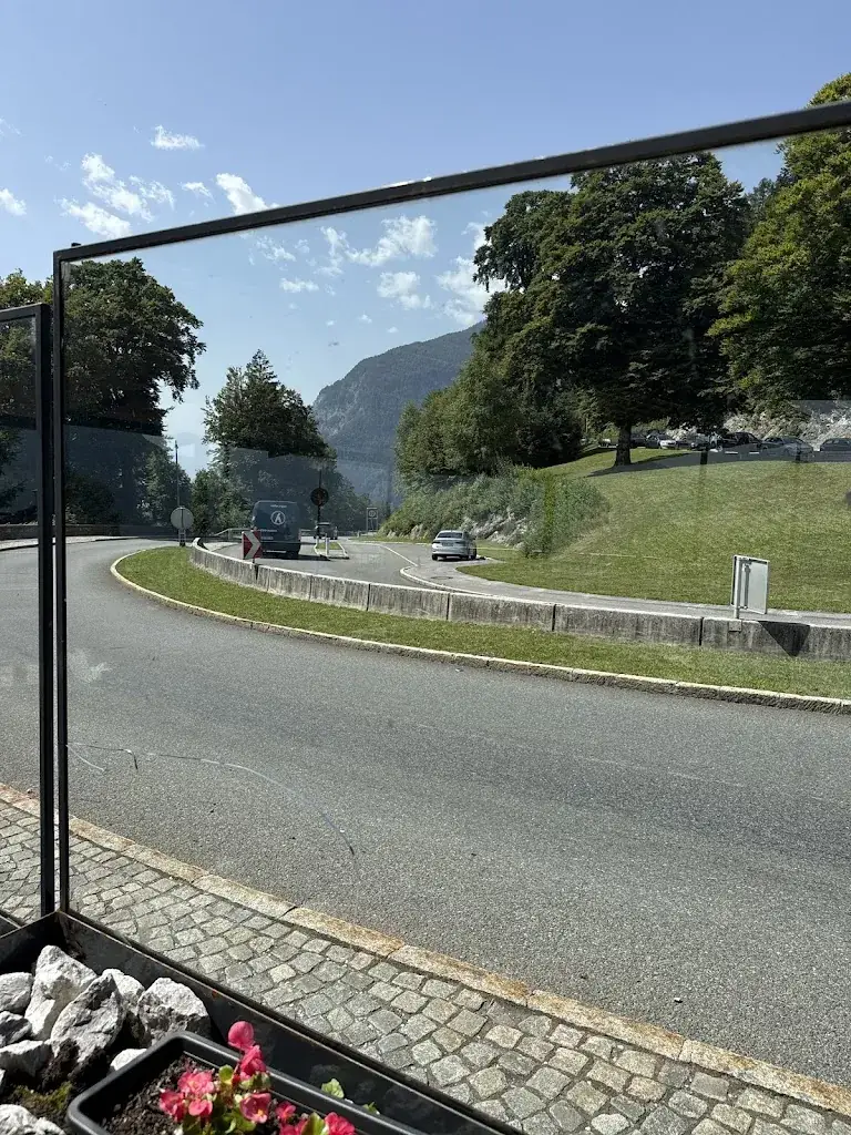 Khalid KMKM_Panoramarestaurant Kanzelkehre_Wiesing_review