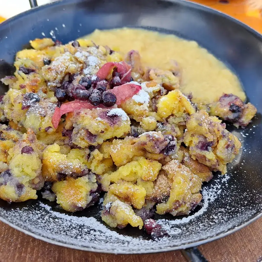 Alex Mija_Bergeralm Mountain Café_Bodensdorf_avis