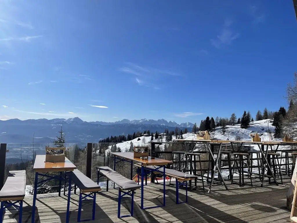 Bergeralm Mountain Café_Bodensdorf_slider_image_3