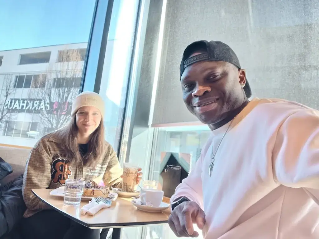 Mutawakil zakari_Café Cuba Bar_Wörgl_recensione