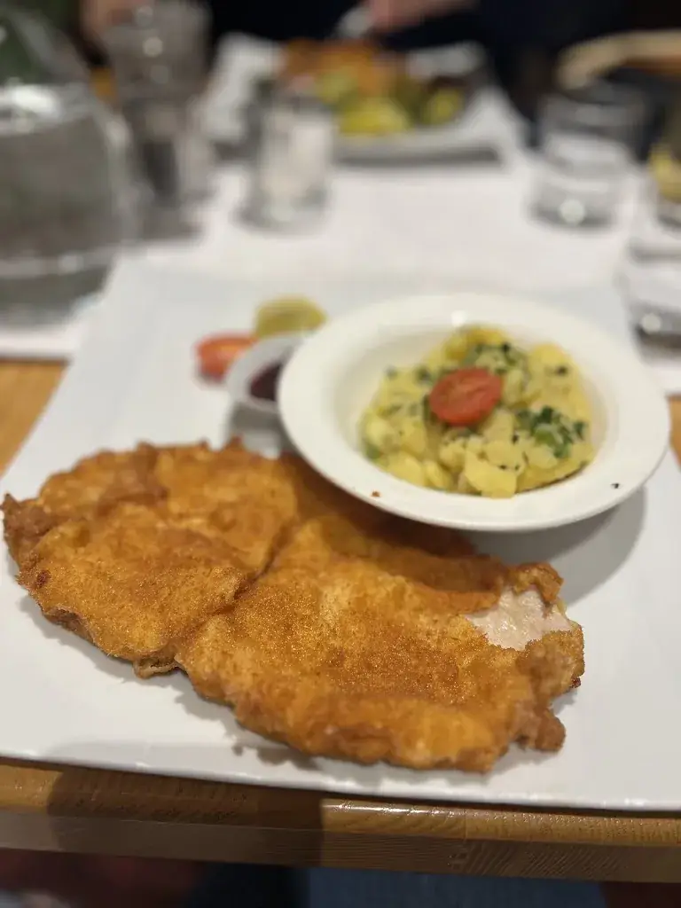 Ying Jie Lui_Restaurant Maximilian_Zirl_recensione