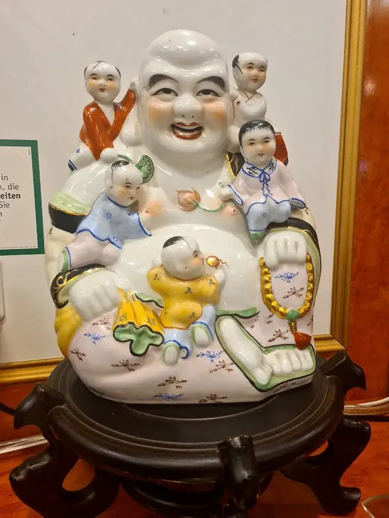 Svetlana Wainshtein_Asiarestaurant Wang Fu_Zirl_review