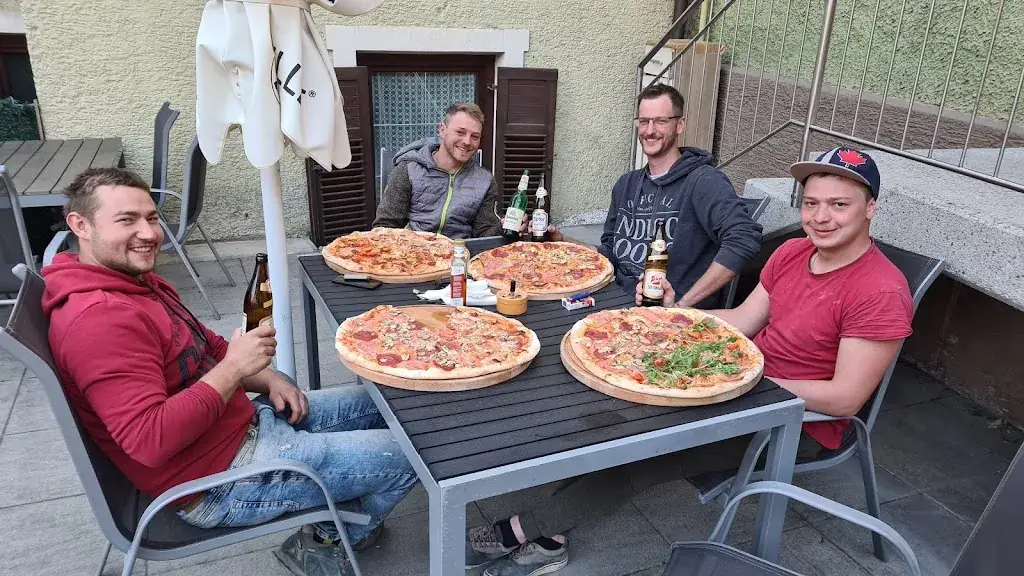 Pizzeria Pejani - ZIRL_Zirl_slider_image_2