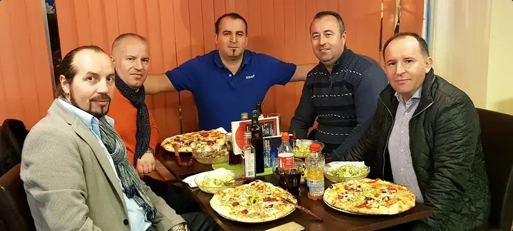 Pizzeria Pejani - ZIRL_Zirl_slider_image_3