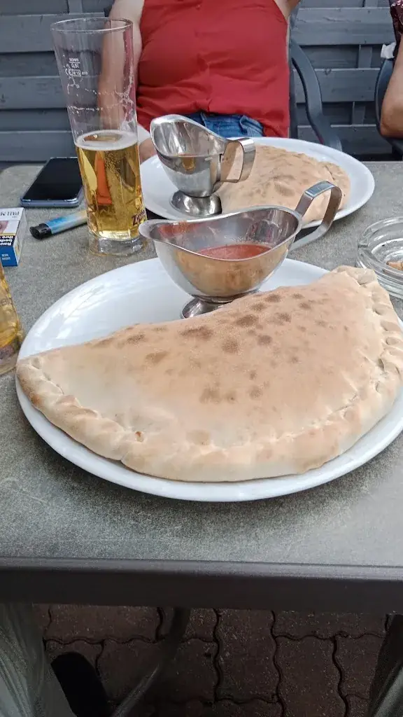 Menu_Restaurant Pizzeria La Famiglia_Zirl_immagine_7