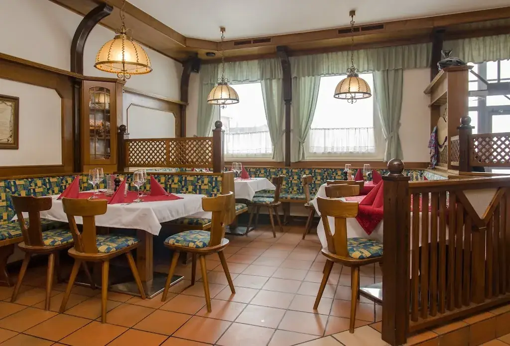 Harry's Schmankerl und Trankerl restaurant à Abwinden