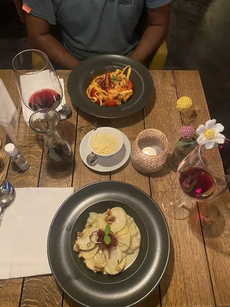 Gayathri S_Seebar_Zell_review