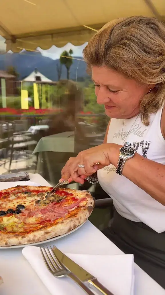 Georg Frank _Hotel Ristorante Pizzeria Trieste_Feistritz an der Gail_review