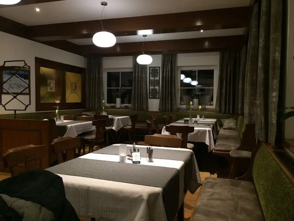 Gasthaus zum Auerhahn restaurant in Aigen im Mühlkreis