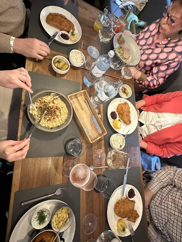 G_Der Holzpoldl - Manuel Grabner_Altlichtenberg_review