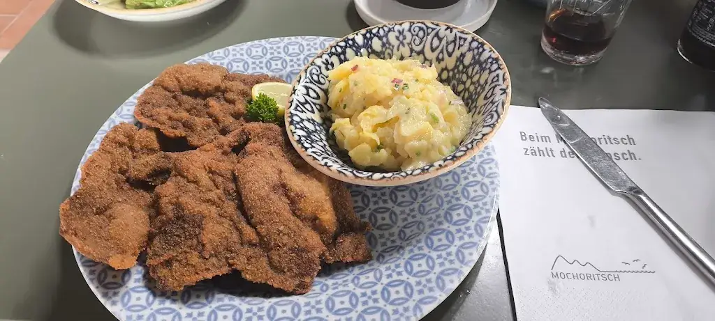 László Ángyán_Mochoritsch Griffen-Rast_Deutsch-Griffen_review