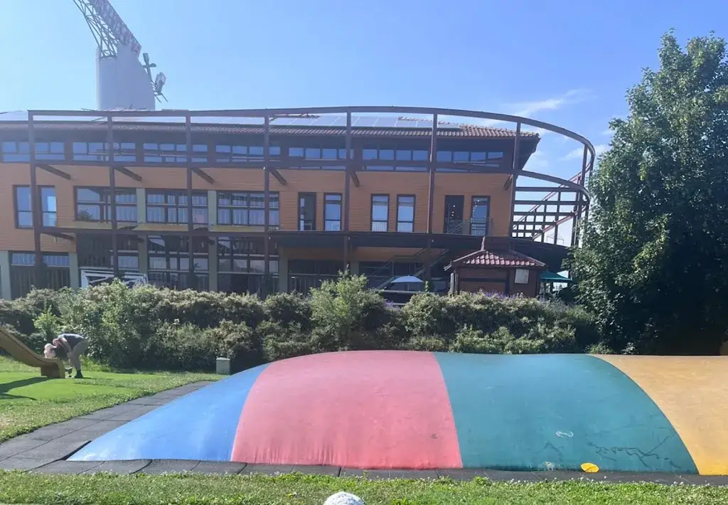 Dávid Hámor_Mochoritsch Griffen-Rast_Deutsch-Griffen_review