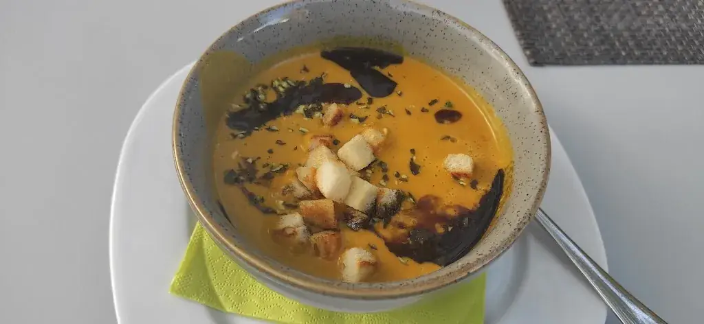 Svetlana Haessler_Gasthaus Englwirt_Altheim_review