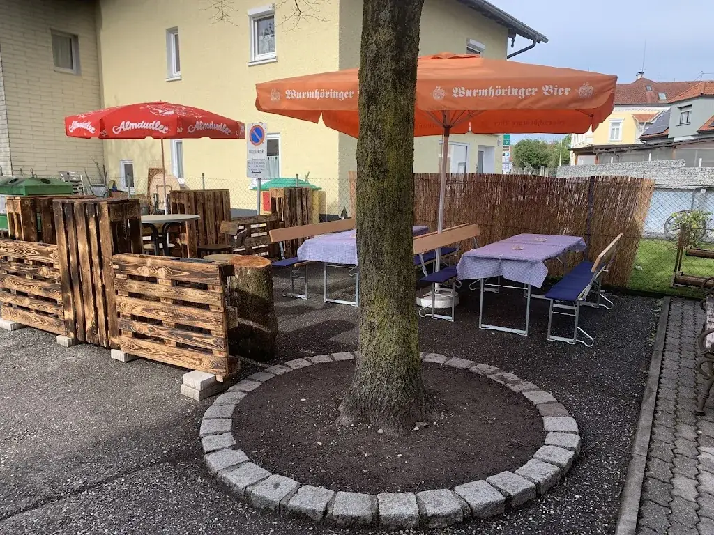 Silvia's Würstelstandl ristorante a Altheim