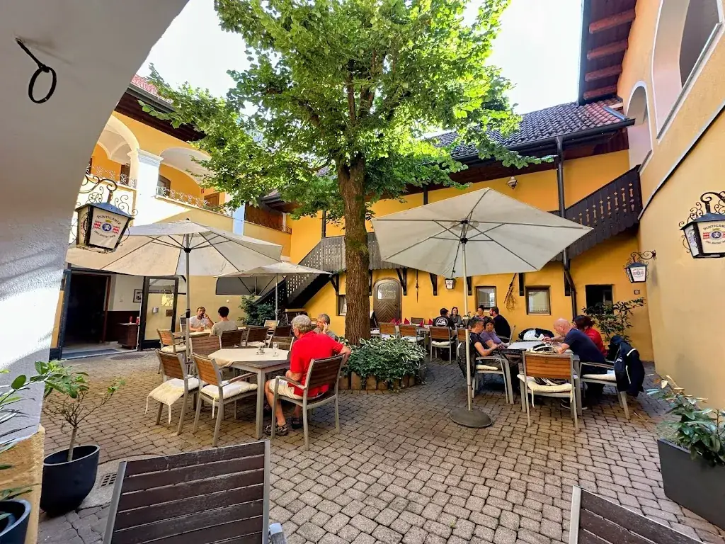 isbjørn_Landgasthof König_Deutsch-Griffen_review