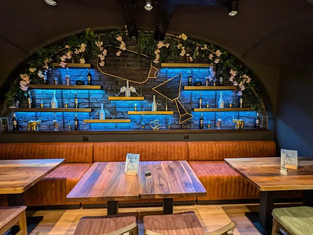 Ali baba Restaurant_Allhaming_slider_image_1