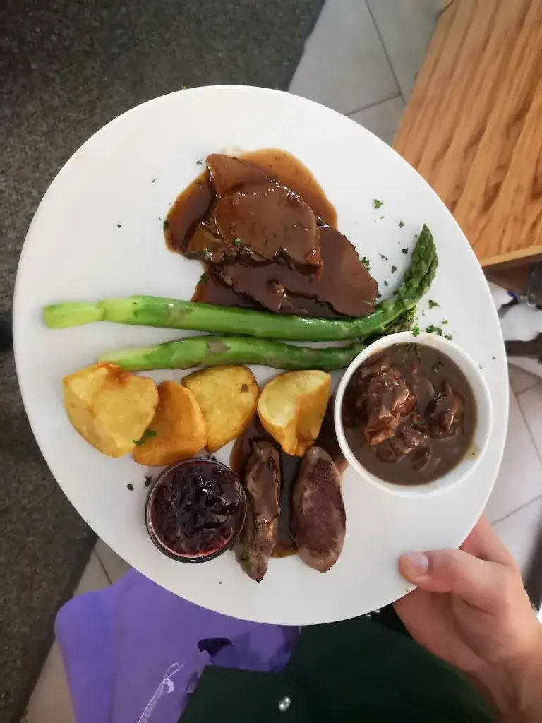 Menu_Green's Restaurant_Allhaming_image_4