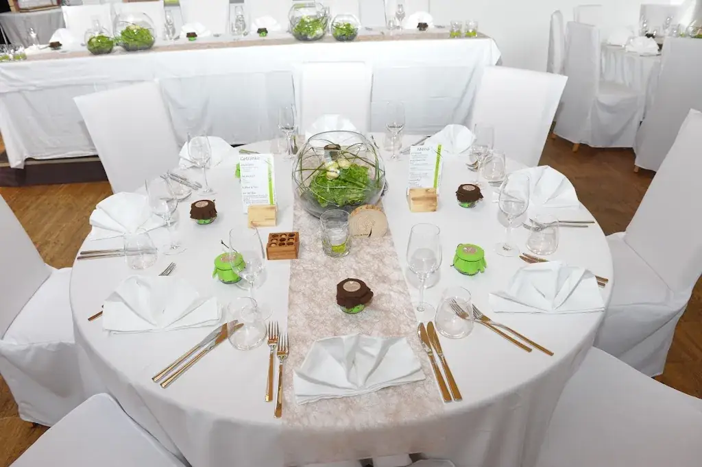 Green's Restaurant_Allhaming_slider_image_3