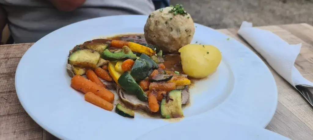 Sahra X_Gasthof Strigl 