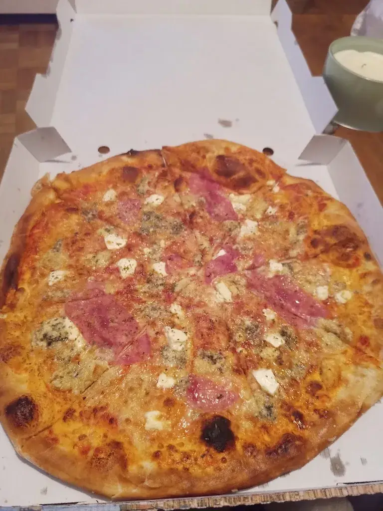 Menu_DÖNERLAND&PIZZA_Allhaming_image_8