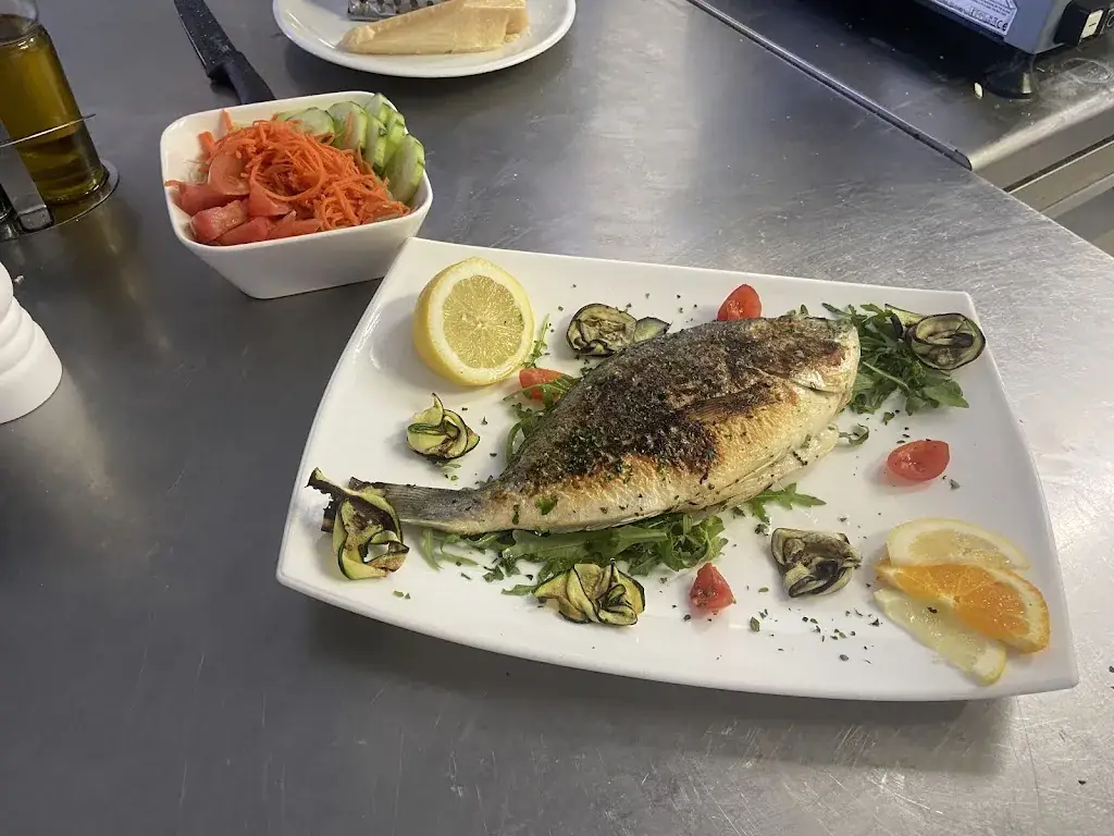 Trattoria Pizzeria TROPEA_Allhaming_slider_image_3