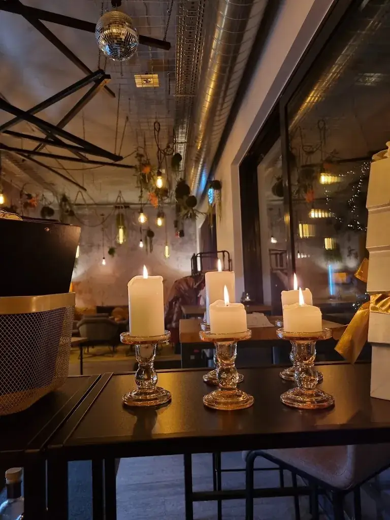 Hadas IZ_Gelateria Bellini_Allhaming_recensione